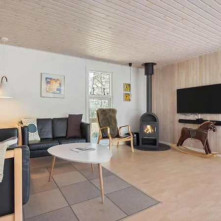 Nyaraló 1501-aakirkeby-lyngvejen-39 Vester Sømarken